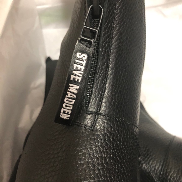 BRAND NEW Steve Madden booties - Picture 6 of 7
